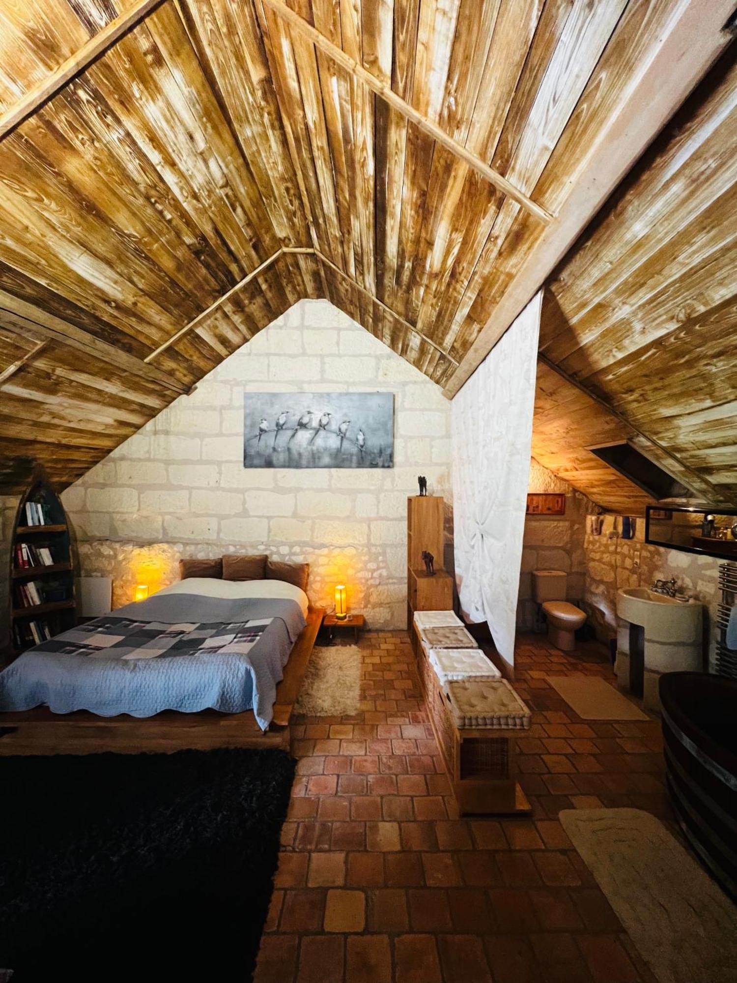 Chateau De La Thibaudiere - Chambre Du Tonneau Allonnes  Ngoại thất bức ảnh